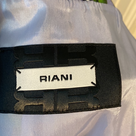 Riani | Purple Floral Blazer Size 8 (NWOT) - Picture 6 of 6